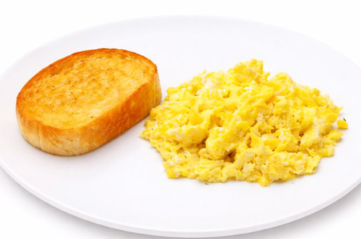 Kids Scramble Eggs W/Toast