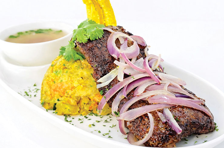 Mofongo Con Churrasco